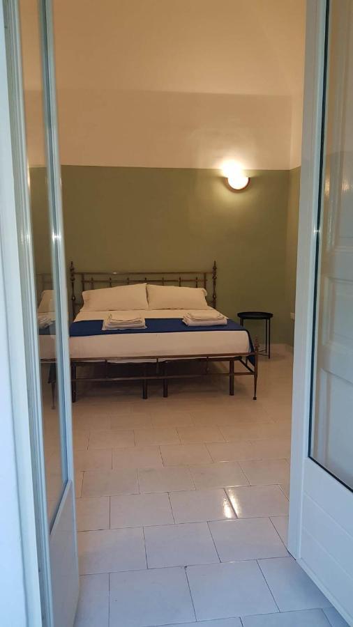 Santa Chiara Home Spaccanapoli Екстер'єр фото