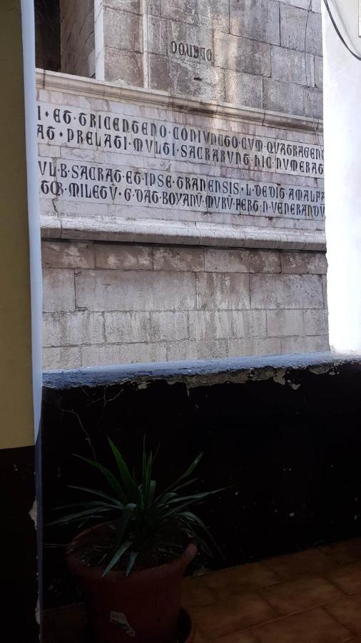 Santa Chiara Home Spaccanapoli Екстер'єр фото