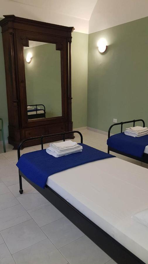 Santa Chiara Home Spaccanapoli Екстер'єр фото