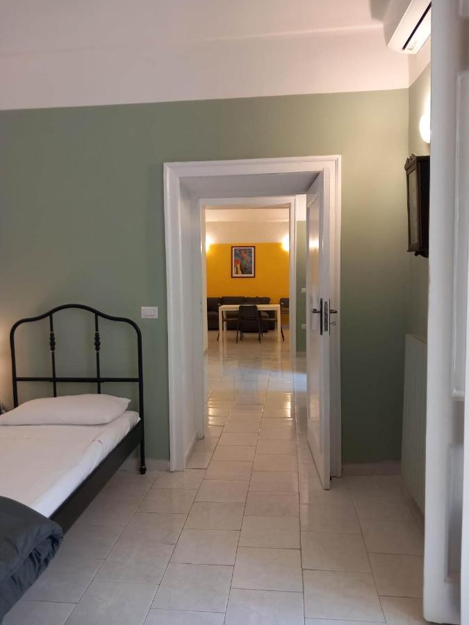 Santa Chiara Home Spaccanapoli Екстер'єр фото