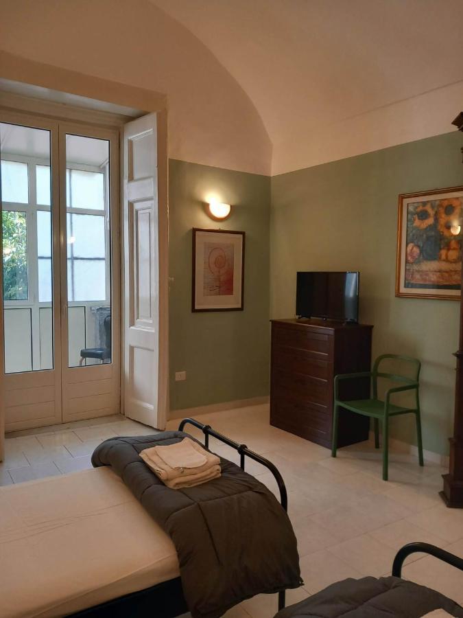 Santa Chiara Home Spaccanapoli Екстер'єр фото